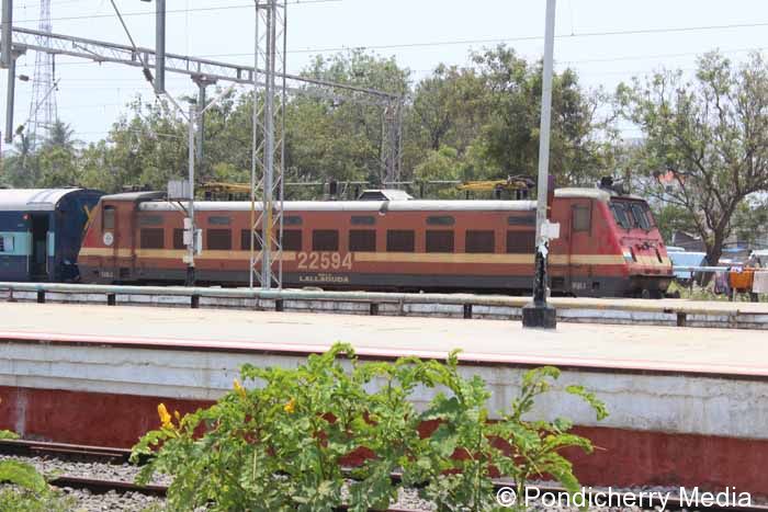 Train Timings from Pondicherry to Chennai Egmore