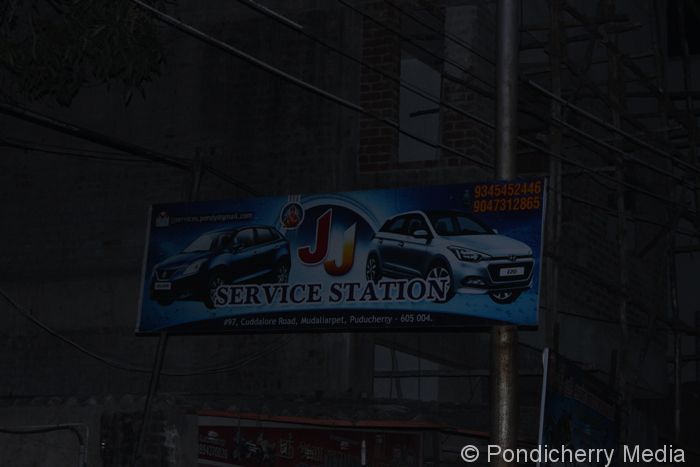 JJ Service Station